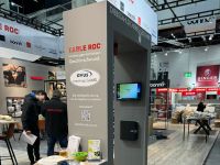 LogiMAT 2022: Dr. W. Weiss, GF avus Services, U. Claß-Weiss, Leiterin PR & Marketing, L. Kunze, Leiter Vertrieb und Kommunikation